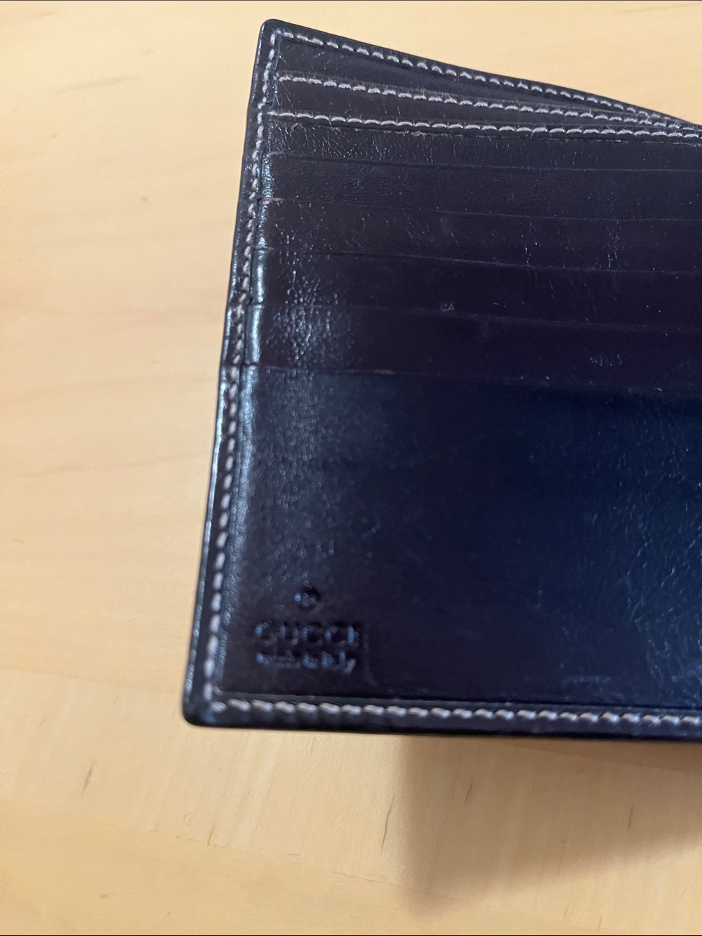 Gucci Black Leather Bifold Wallet with Red & Green Web and Gold GG - Picture 8 of 8